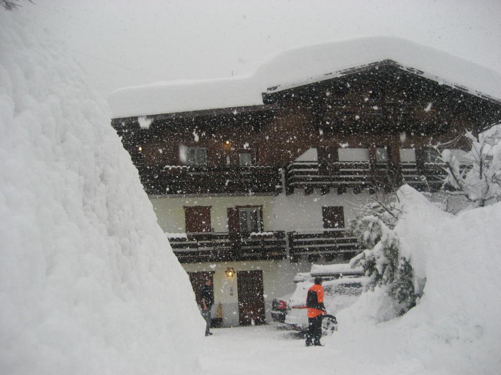 Residence Marmolada Rocca Pietore Eksteriør billede